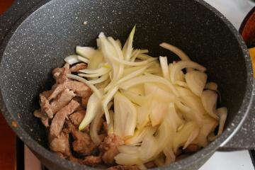 תבשיל ריחני וטעים - ASE של חזיר עם תפוחי אדמה