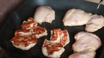 איך טעים לבשל כל בשר עוף. מתכון פשוט מאוד