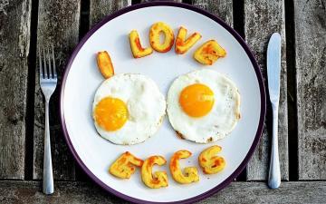מבחר של 9 ביותר ביצים מטוגנות טעימות מרחבי העולם