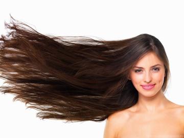 שבעה מתכוני המסכות הכי הטובות לצמיחה וצפיפות שיער